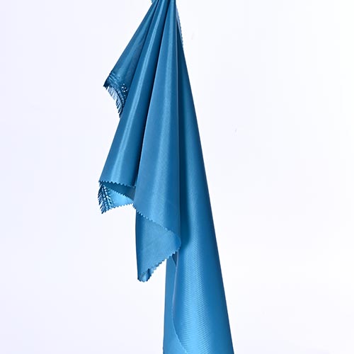 Tecido Taffeta 180T leve e de baixo peso