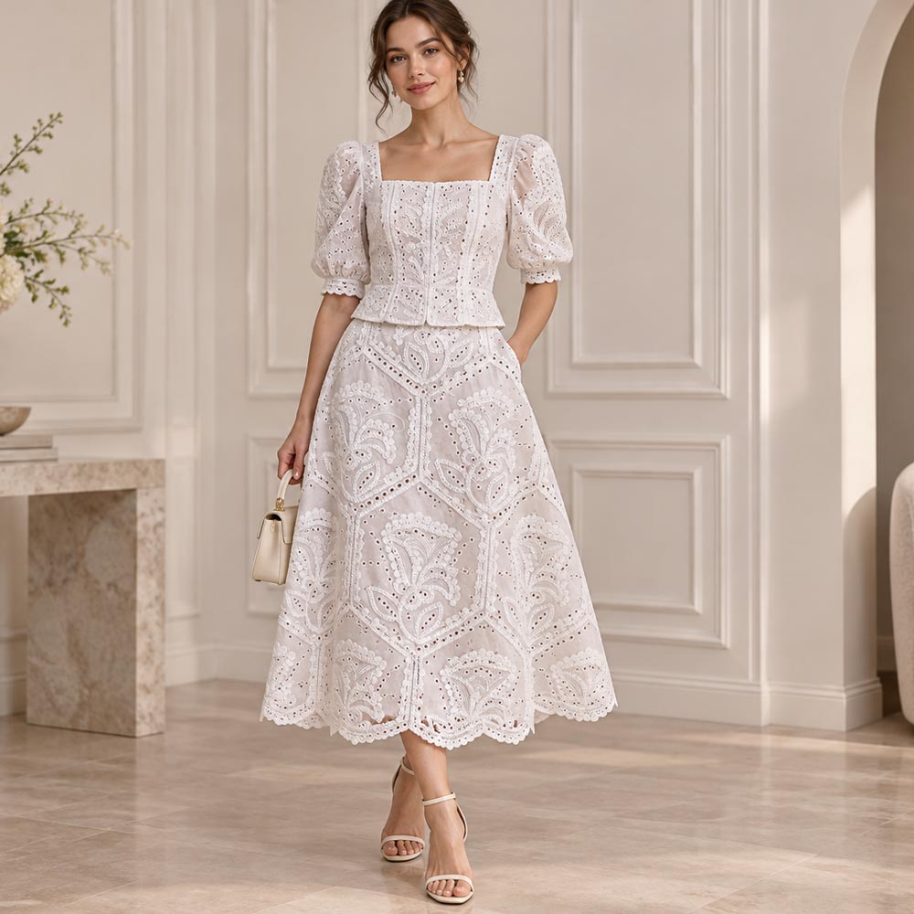 Vestidos Femininos em renda bordada