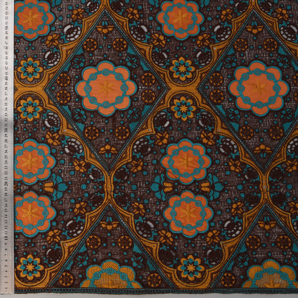Padrão geométrico floral multicolor da renda