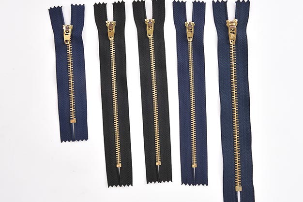 metal zipper 12